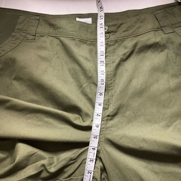 ONLY NECESSITIES, Olive Green Women’s Cargo Pants Inseam 27.5 Size 34WP Capri - Picture 11 of 16